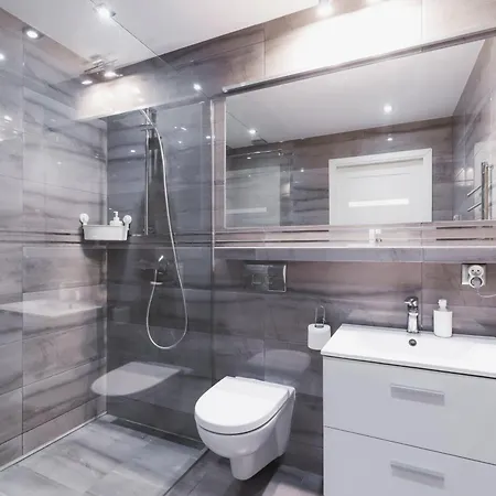 Comfy Lubelska By Renters